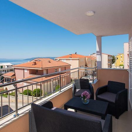 Apartman Dominik Makarska Exteriör bild