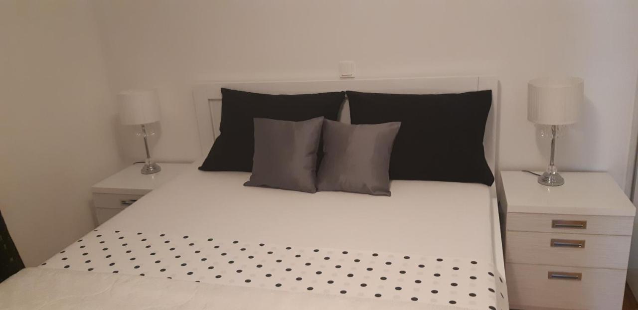 Apartman Dominik Makarska Exteriör bild