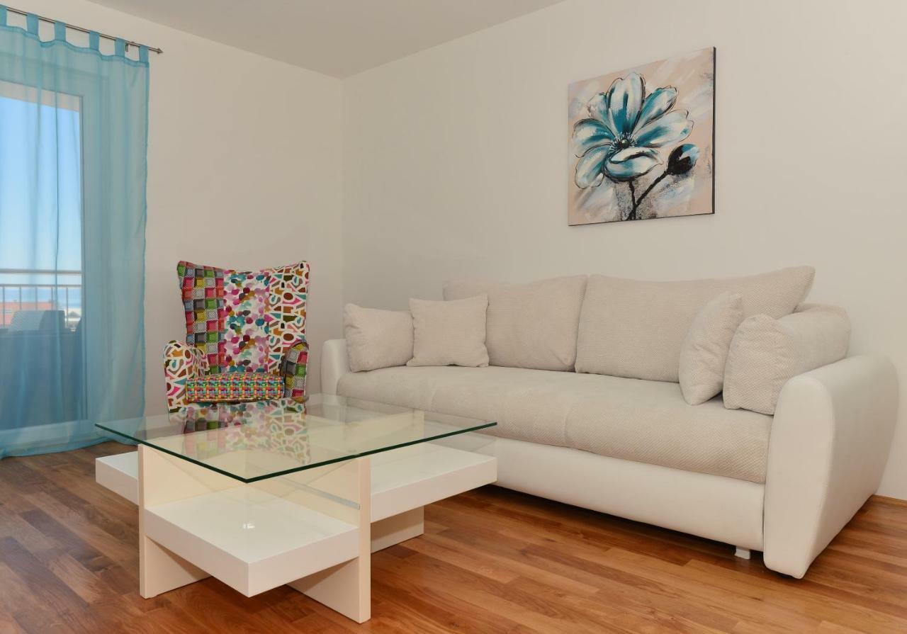 Apartman Dominik Makarska Exteriör bild