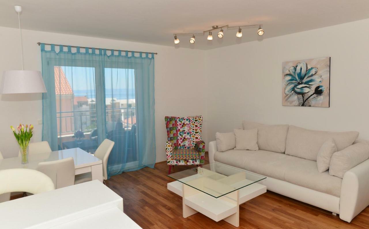 Apartman Dominik Makarska Exteriör bild